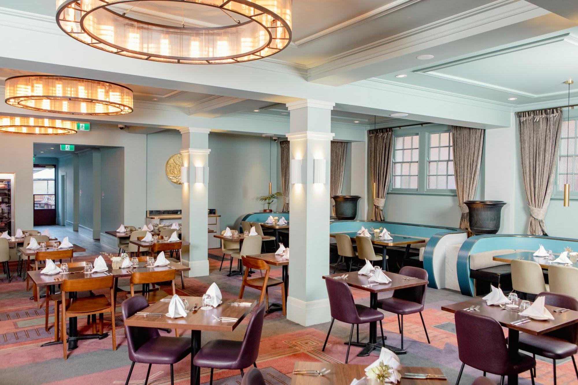 Tattersalls Hotel Армидейл Екстериор снимка