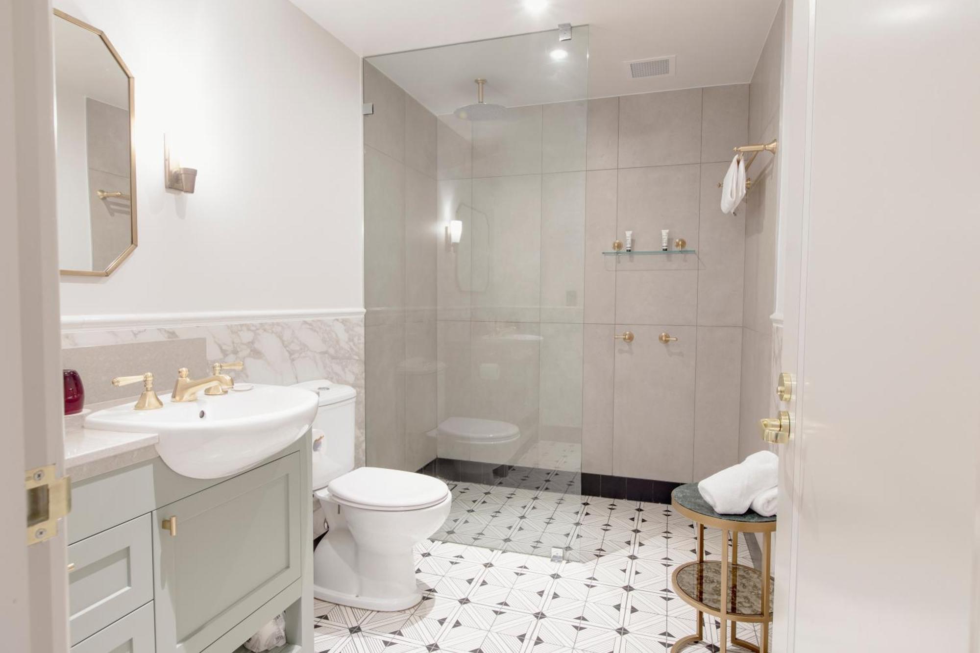 Tattersalls Hotel Армидейл Екстериор снимка