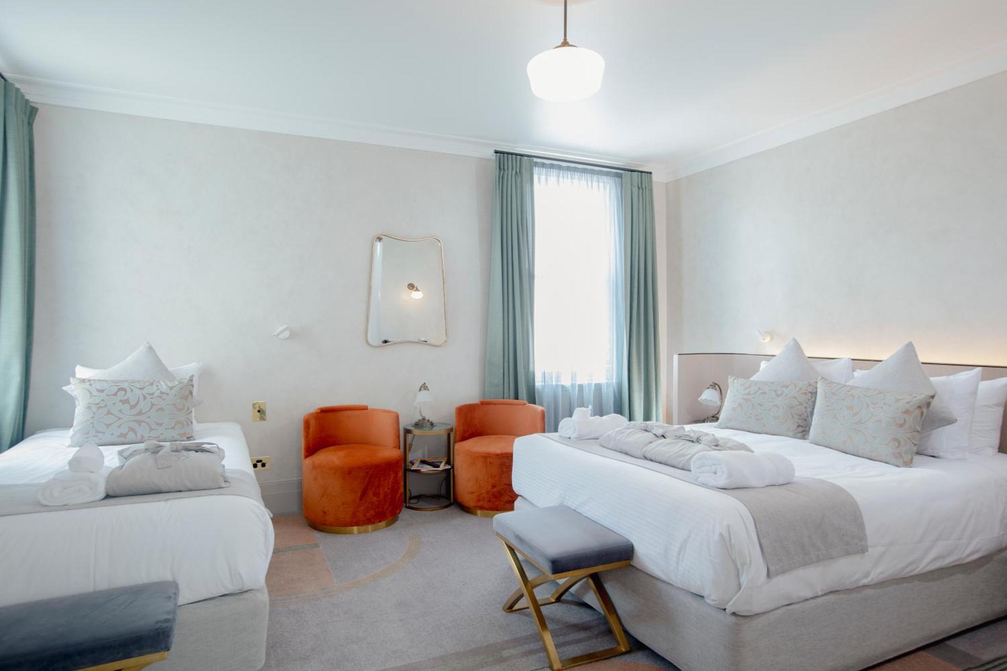 Tattersalls Hotel Армидейл Екстериор снимка