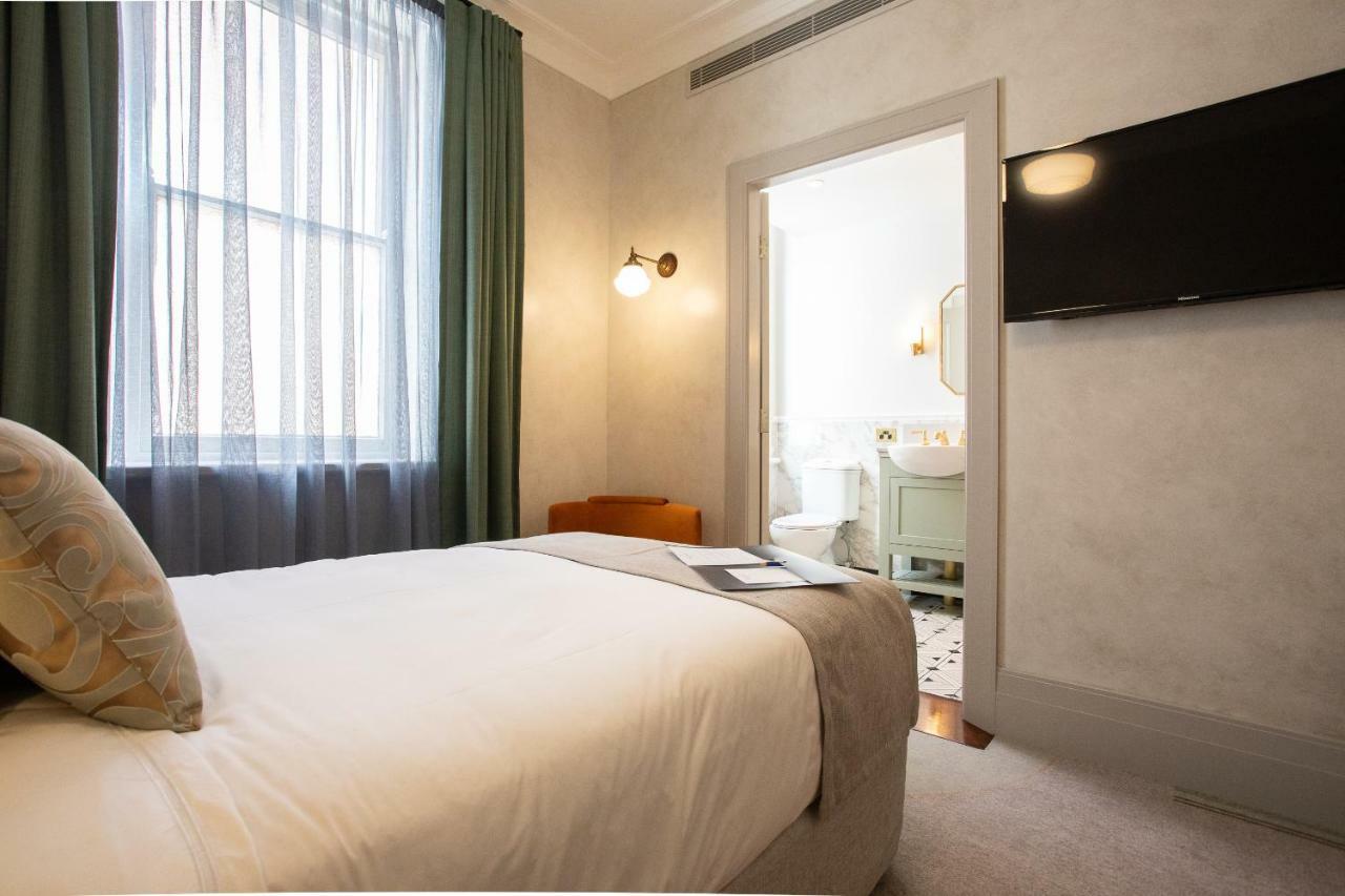 Tattersalls Hotel Армидейл Екстериор снимка